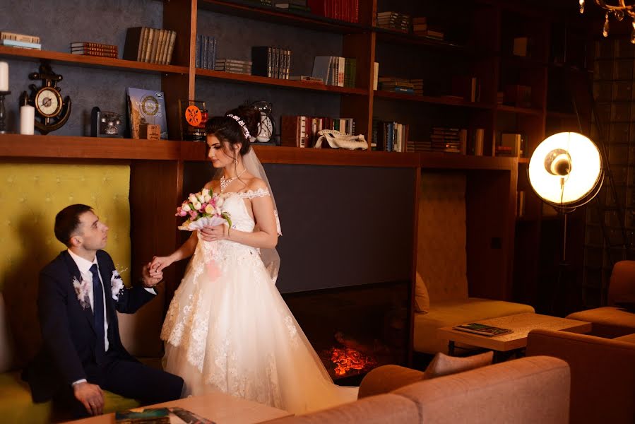 Fotografo di matrimoni Katarina Fedunenko (paperoni). Foto del 27 febbraio 2018