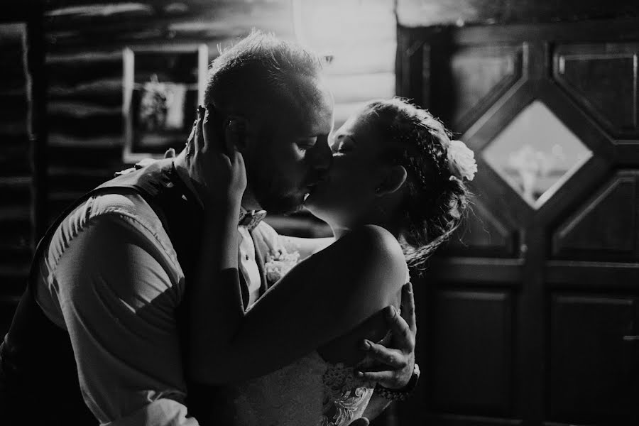 Wedding photographer Gergely Soós (humansinlove). Photo of 25 February 2019