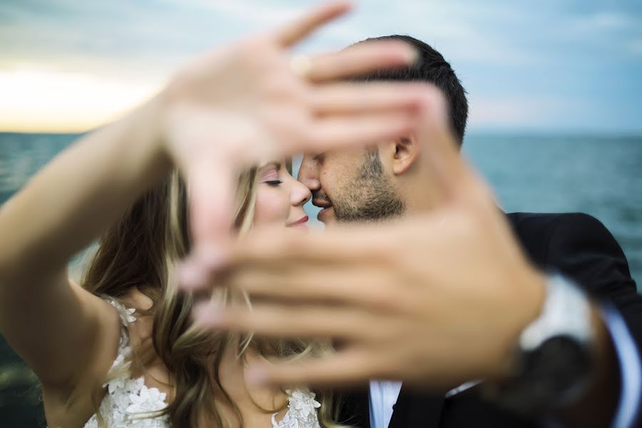 Fotografo di matrimoni Kostis Karanikolas (photogramma). Foto del 24 settembre 2019