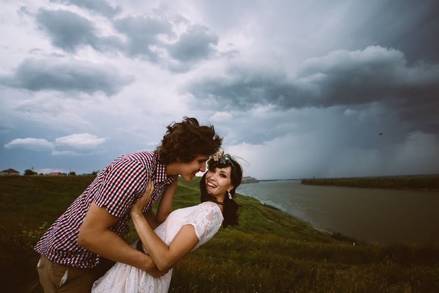 Fotograf ślubny Tatyana Tueva (lixoo). Zdjęcie z 7 grudnia 2014