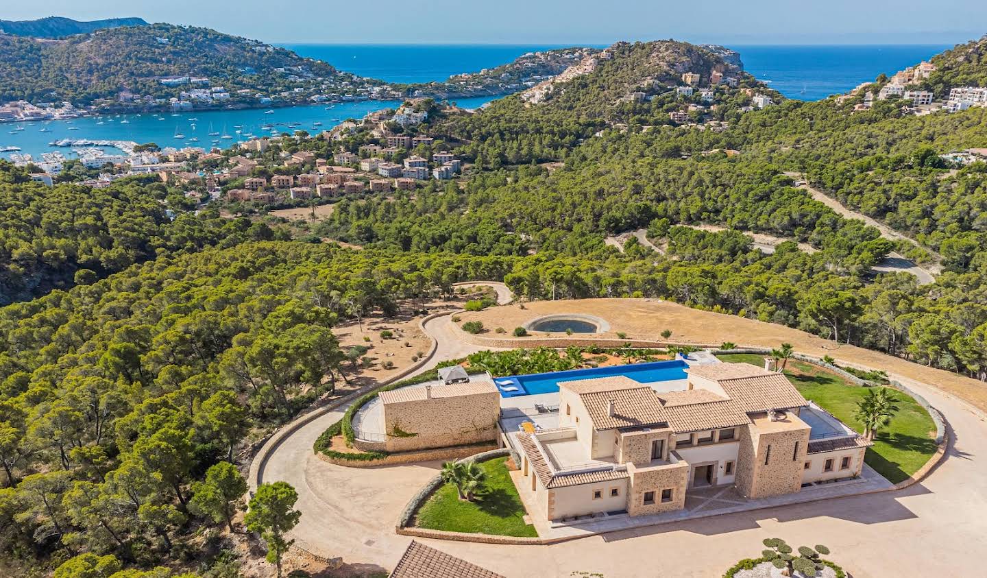 House with pool and garden Port d'Andratx