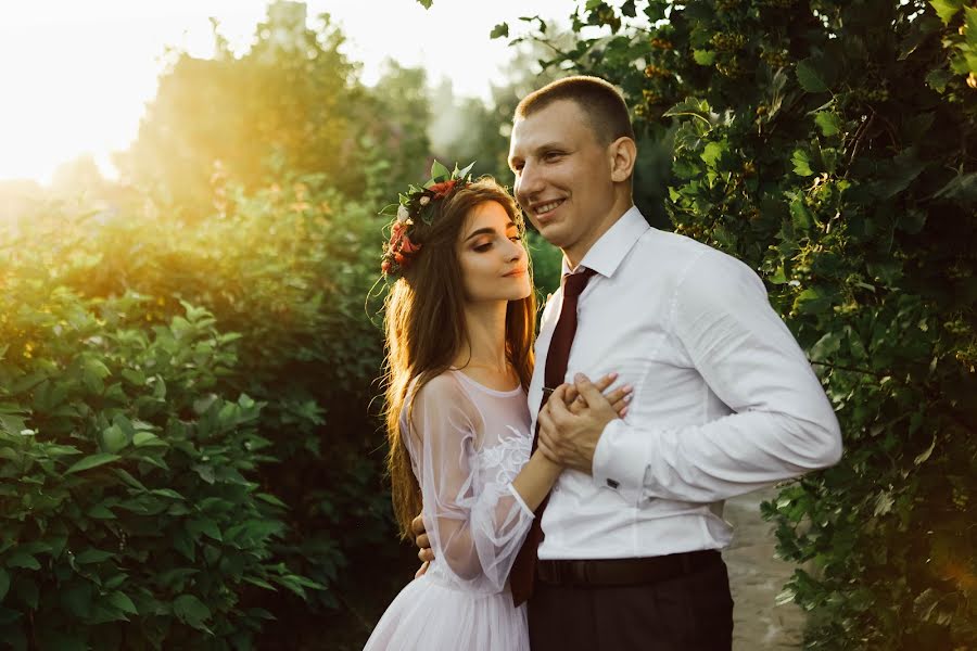 Wedding photographer Valentina Zemlyannikova (v13zemlannikova). Photo of 18 October 2018