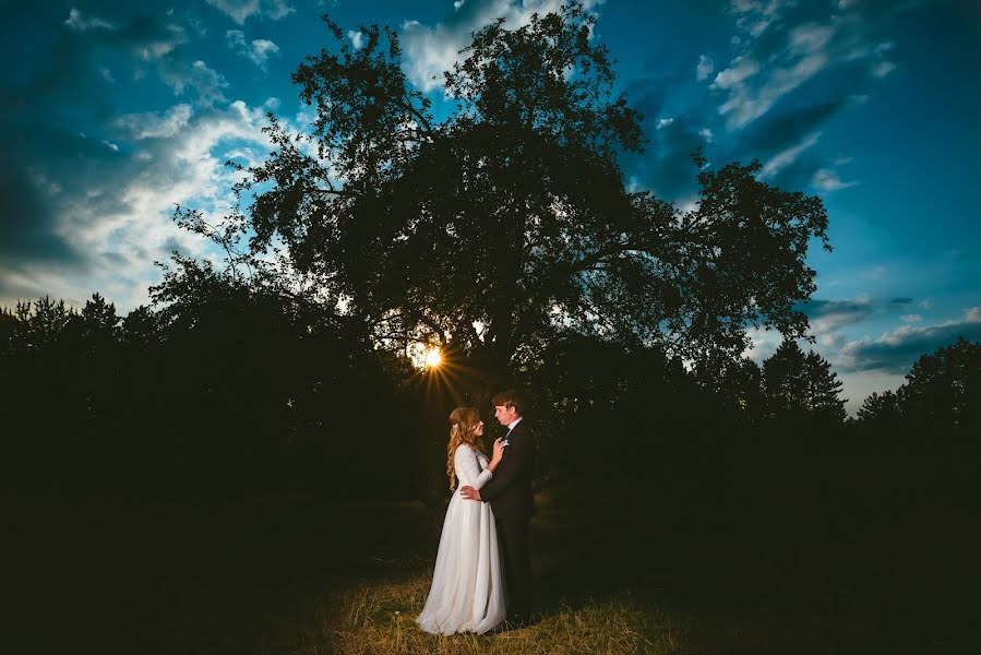 Fotógrafo de bodas Ionut Bogdan Patenschi (ionutbogdanpat). Foto del 11 de febrero 2018