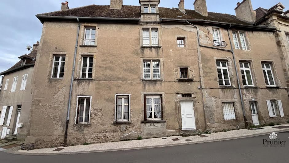 Vente appartement 2 pièces 49 m² à Autun (71400), 25 000 €