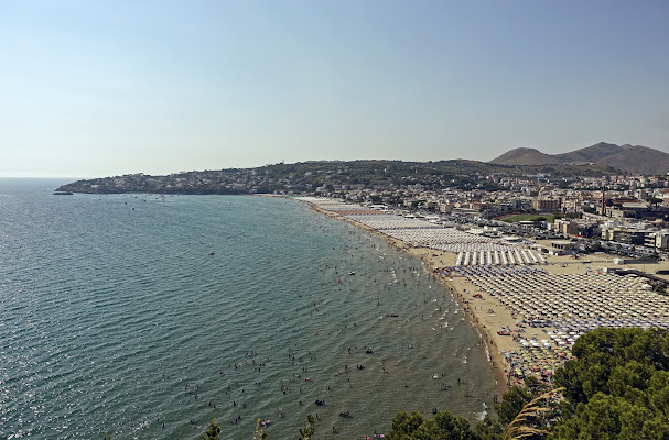 uno sguardo d'insieme di lugiube