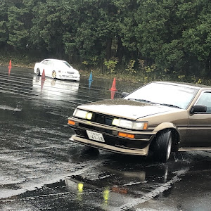 カローラレビン AE86