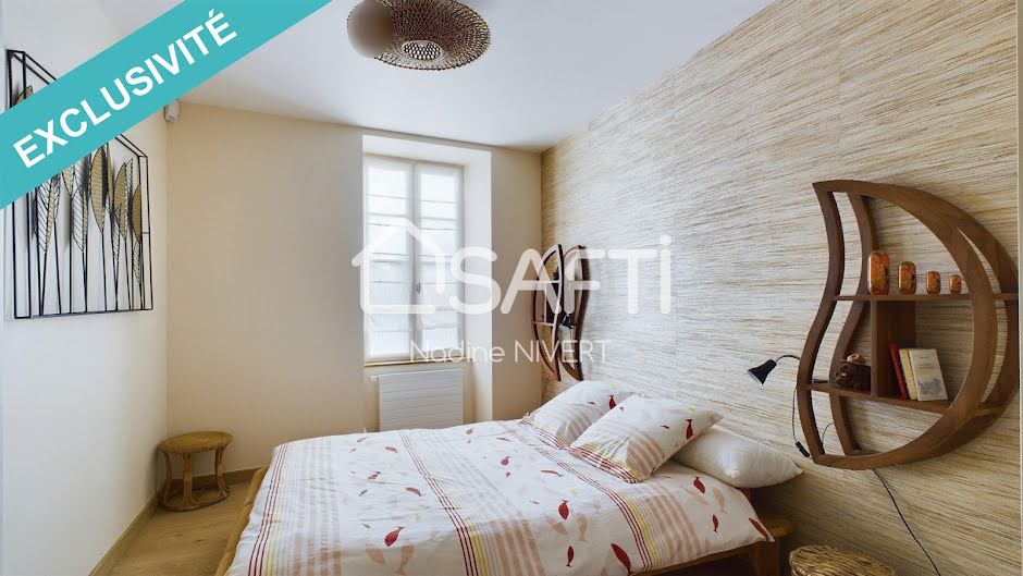 Vente maison 5 pièces 189 m² à La Rochelle (17000), 345 000 €