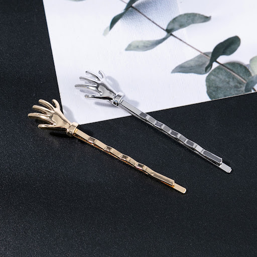 Title 3, New Arrival Metal Skull Hand Hair Clips For Wom...