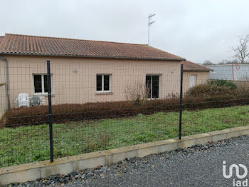 maison à Saint-Léger-de-Montbrun (79)