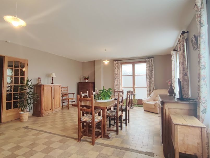 Vente appartement 6 pièces 134 m² à Lachapelle-aux-Pots (60650), 169 000 €