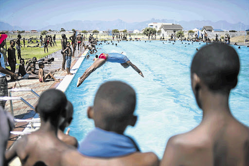 Summer's finally on its way with temperatures hitting 31ºC in Johannesburg next week.