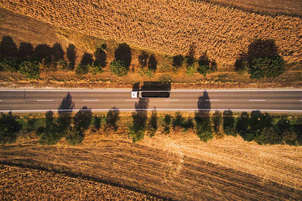 Carga seca: principais cuidados ao transportar