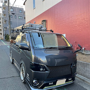 ハイエースバン TRH200V