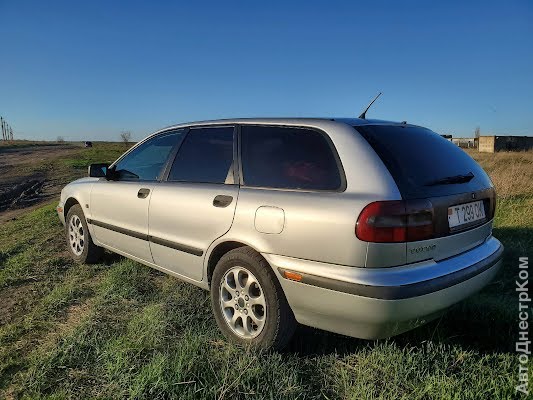 продам авто Volvo V40 Kombi V40 Kombi (VW) фото 2