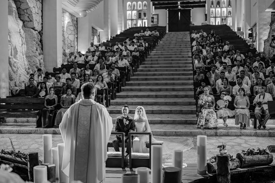 Fotógrafo de bodas Luis Tovilla (loutovilla). Foto del 31 de diciembre 2023