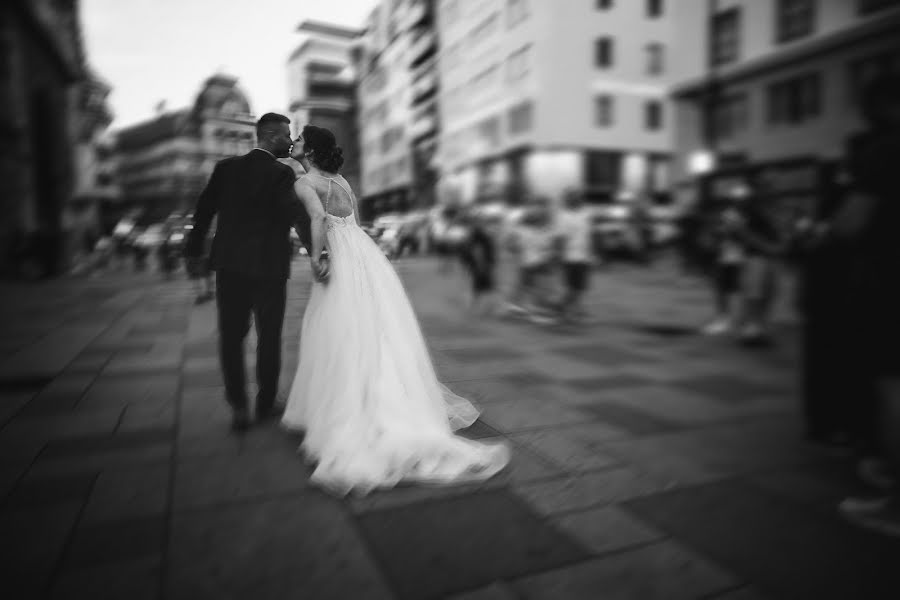 Fotógrafo de casamento Ákos Erdélyi (erdelyi). Foto de 28 de julho 2022