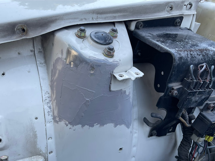 フェアレディZのレストア・オールペン・自家塗装・旧車・L型に関するカスタム事例の投稿画像6枚目