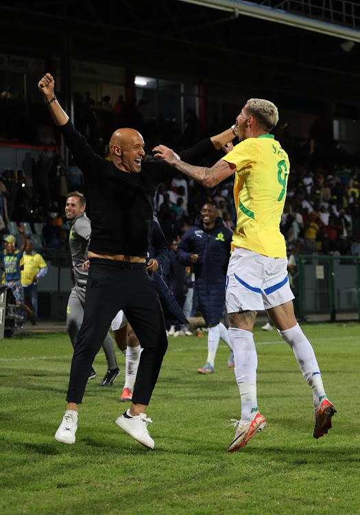 Head Coach Miguel Cardoso of Mamelodi Sundowns congratulates Arthur Sales on his second goal during the Betway Premiership match between Chippa United and Mamelodi Sundowns at Buffalo City Stadium on May 14, 2025 in East London, South Africa.