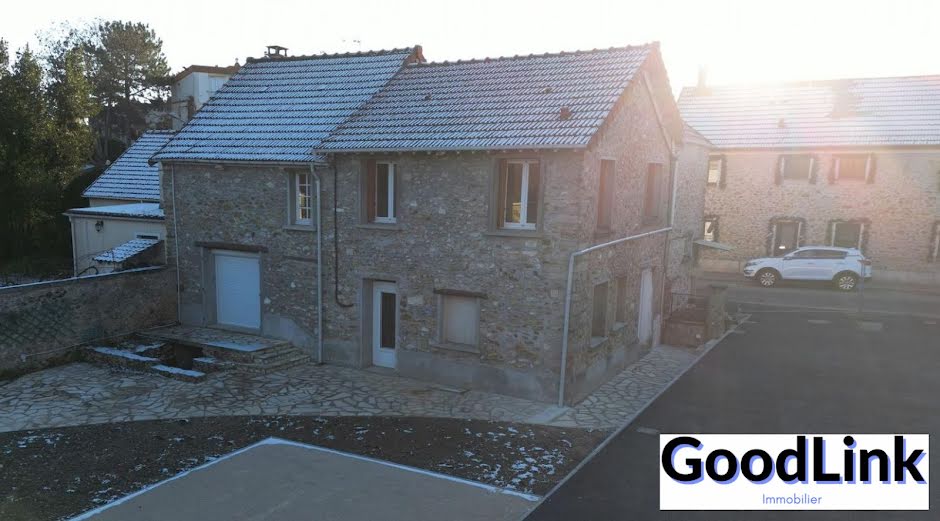 Vente maison 5 pièces 150 m² à Fontenay-le-Vicomte (91540), 309 000 €