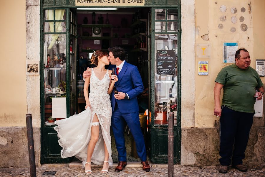 Fotografo di matrimoni Emanuele Siracusa (yourstorynphotos). Foto del 1 novembre 2018