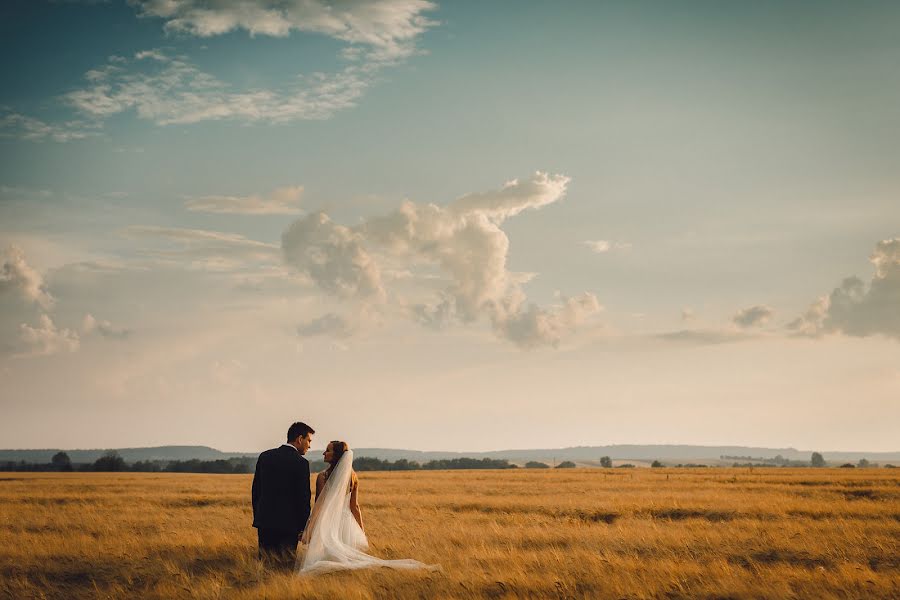 Fotógrafo de casamento Maciej Jurkowski (mjurkowski). Foto de 25 de fevereiro 2020