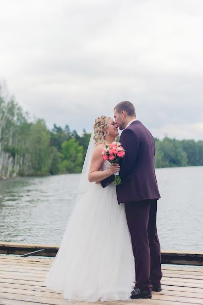 Fotógrafo de casamento Alesya Kotova (alesiakotova). Foto de 20 de março 2019