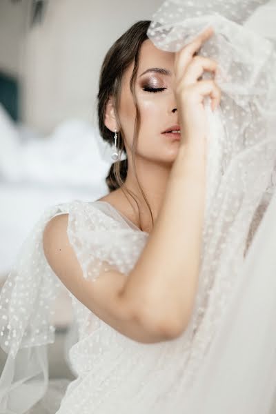 Wedding photographer Sasha Ovcharenko (sashaovcharenko). Photo of 25 May 2021