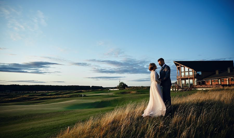 Jurufoto perkahwinan Evgeniy Tayler (ilikewed). Foto pada 20 September 2019