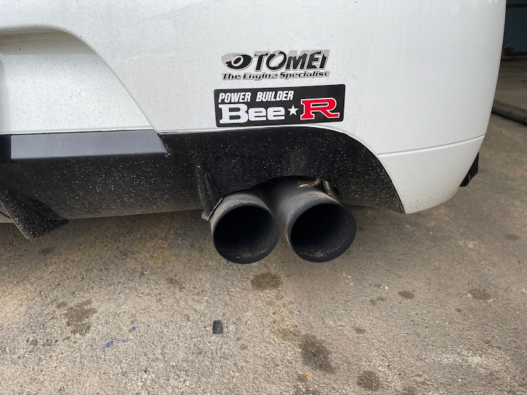 ランサーエボリューションの2.3L・ホイール交換・車は大切に・事故には気をつけように関するカスタム事例の投稿画像3枚目