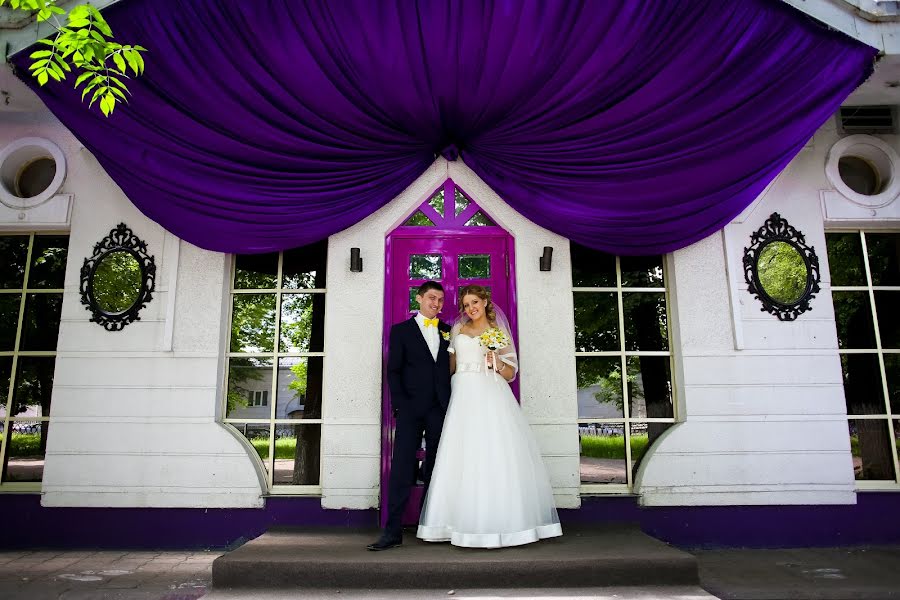 Fotógrafo de casamento Anna Zhukova (annazhukova). Foto de 3 de setembro 2015