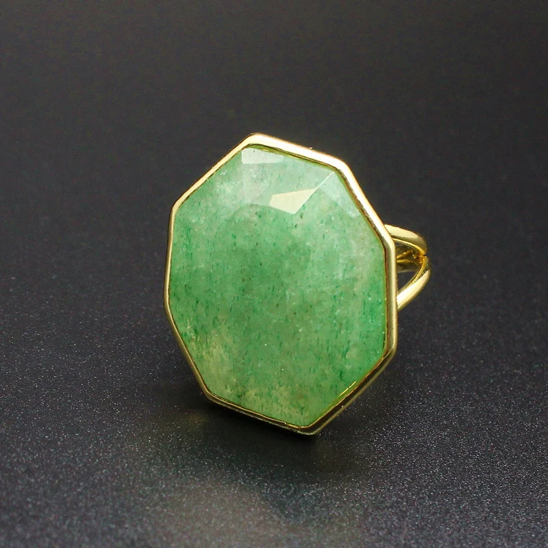 Enfeite cristal pedra natural polígono anel grande exagerado para decoração, um toque de elegância e sofisticação.