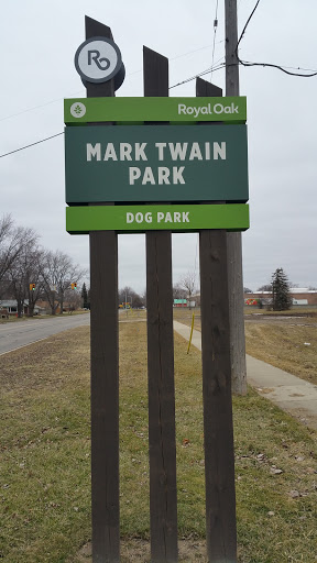 Mark Twain Dog Park