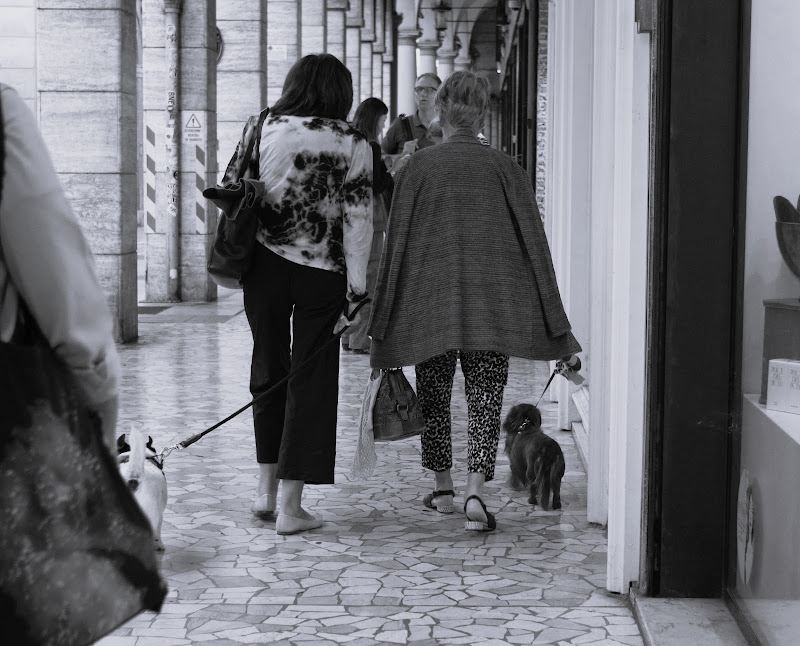 A passeggio per le vie del centro di @Virginia_Billè