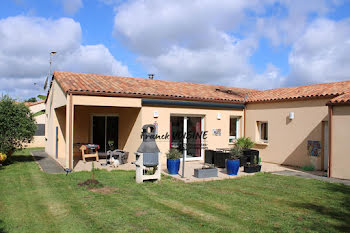 maison à Saint-Paul-en-Pareds (85)