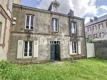 maison à Coutances (50)