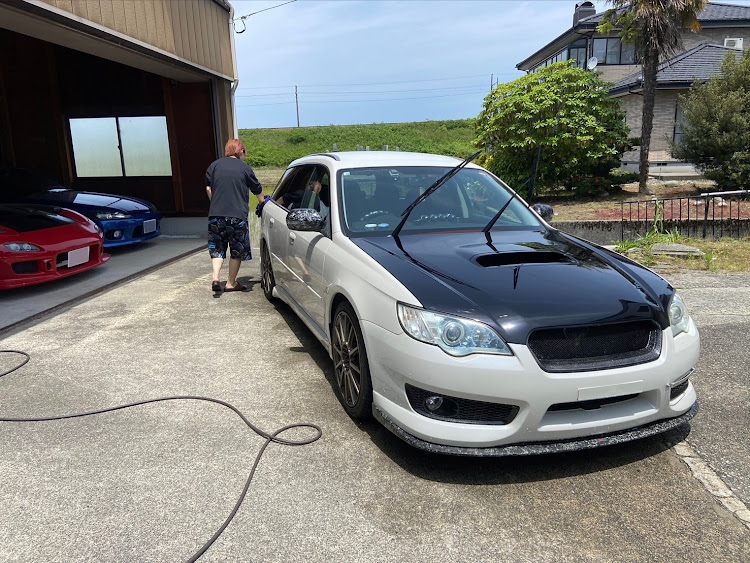 レガシィツーリングワゴンの洗車・自動車税の季節ですね・芳香剤・盗撮されたに関するカスタム事例の投稿画像1枚目