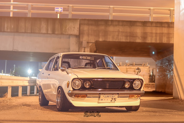 サニーの紅葉と愛車・モーターファン・ドライブ・秋の気配に関するカスタム事例の投稿画像1枚目