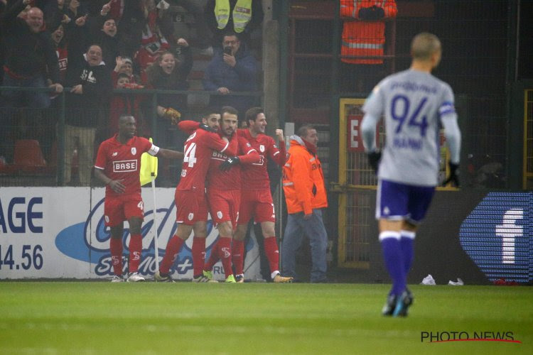 Sa Pinto : "Intégrer Carcela et Koutroubis avec précaution"