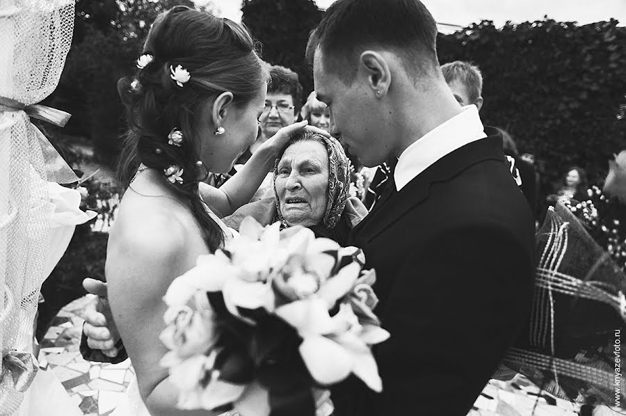 Wedding photographer Yakov Knyazev (jaknz). Photo of 25 December 2012