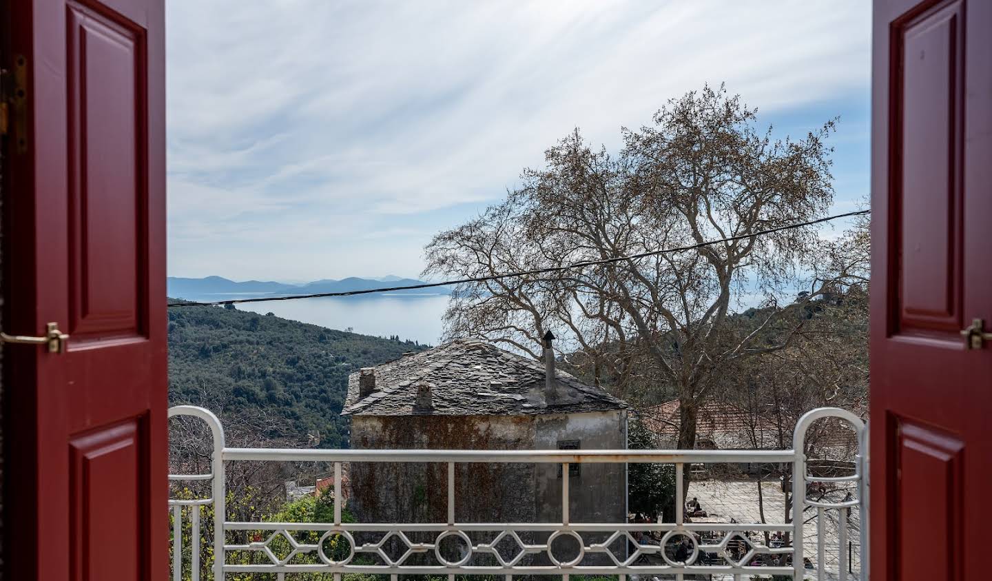 Maison avec jardin Agios Georgios Nileias