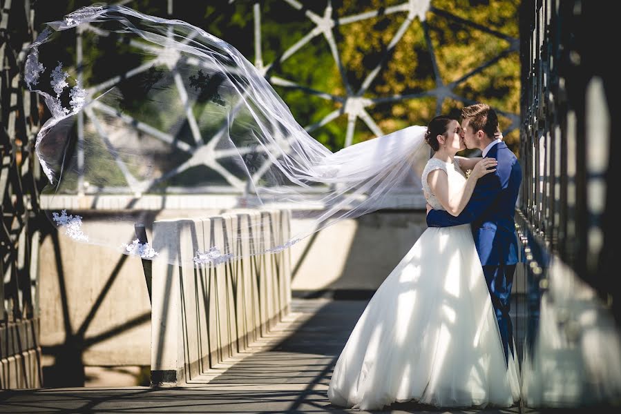 Photographer sa kasal Berta Zoltán (bertazoltan). Larawan ni 14 Abril 2020