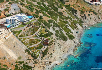 Villa with pool and terrace 3