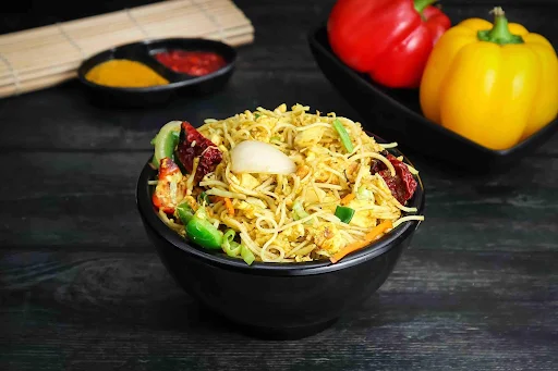 Chicken Singapore Noodles