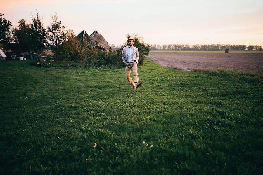 Kāzu fotogrāfs Misha Shuteev (tdsotm). Fotogrāfija: 10. marts 2016