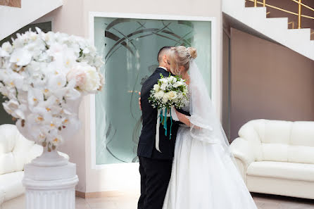 Wedding photographer Yuliya Borisova (juliasweetkadr). Photo of 11 April 2023