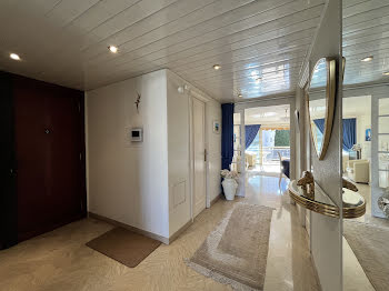 appartement à Juan les pins (06)