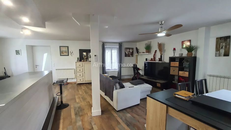 Vente appartement 3 pièces 89 m² à Aoste (38490), 179 000 €