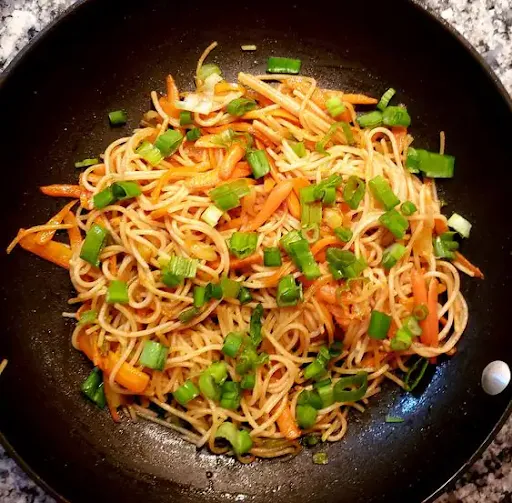 Egg Chilli Garlic Noodles