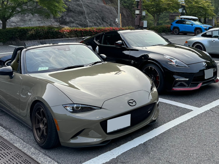 フェアレディーZ NISMOのz34ニスモ・993 カレラ・R32・ロードスター ・R35GT-Rに関するカスタム事例の投稿画像3枚目