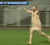 Spookmatch tegen 'onzichtbare tegenstander' leverde vijf goals en een streaker op